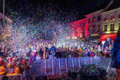 240211_239_Hossen-op-de-Markt-Marcel