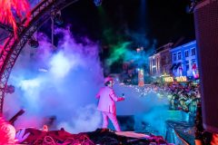 240211_253_Hossen-op-de-Markt-Marcel