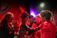 240211_272_Hossen-op-de-Markt-Marcel
