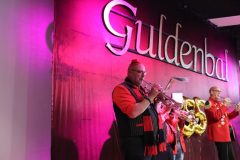 240213-237_Guldenbal-Rosine