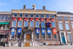 250223-141_Onthulling-Prinsentegels-Iris